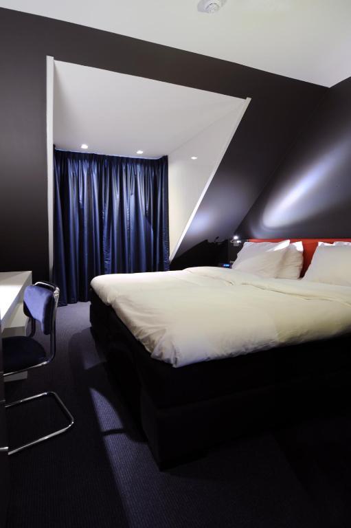 Blue Mansion Hotel Aalsmeer Rom bilde