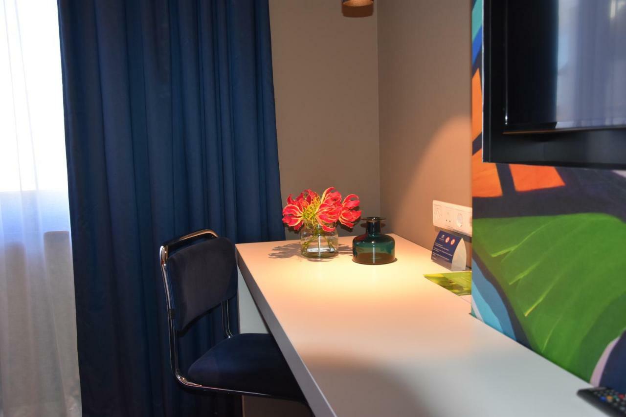 Blue Mansion Hotel Aalsmeer Eksteriør bilde